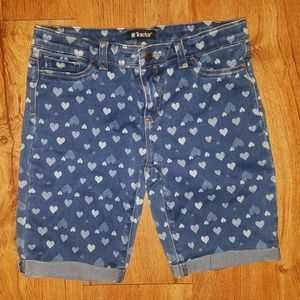 3 for $15 Tractor heart Bermuda shorts